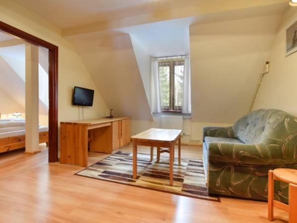 Zadrna Rezydencja Aparthotel Chełmsko Śląskie Εξωτερικό φωτογραφία